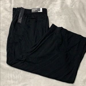 New midrise cropped pants